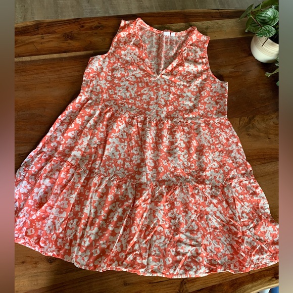 GAP Dresses & Skirts - Gap Peach White Floral Sleeveless V-Neck Tiered Bottom Dress Sz large rayon.